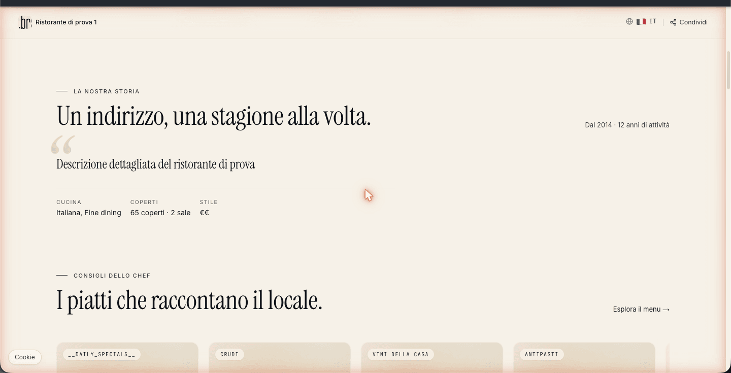Sezione 'La nostra storia' della pagina pubblica: titolo, descrizione del locale, blocco con gli anni di attività, dati di cucina/coperti/stile e griglia delle categorie del menu.