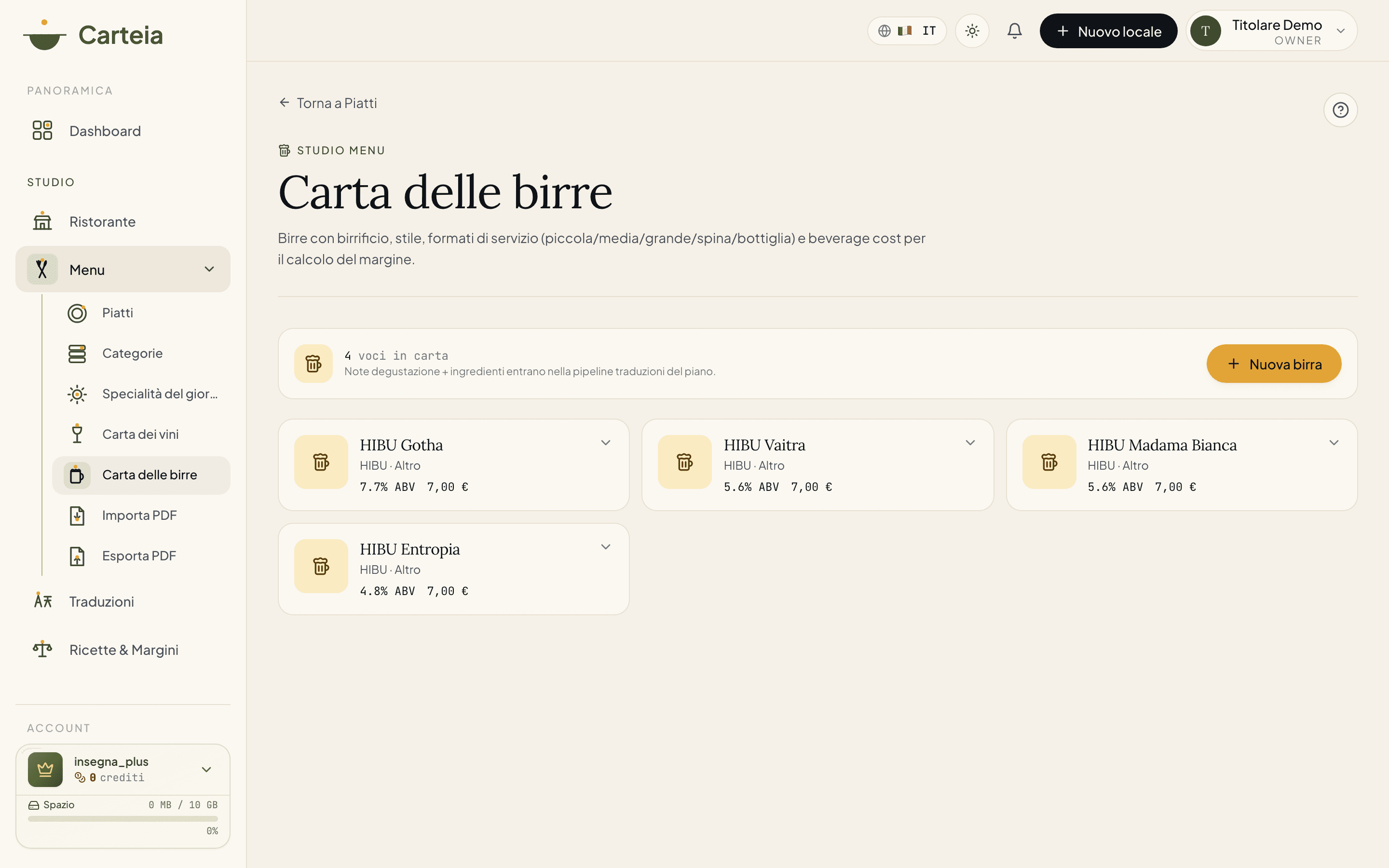 Carta delle birre con quattro voci, ciascuna con birrificio, stile, gradazione (ABV) e prezzo